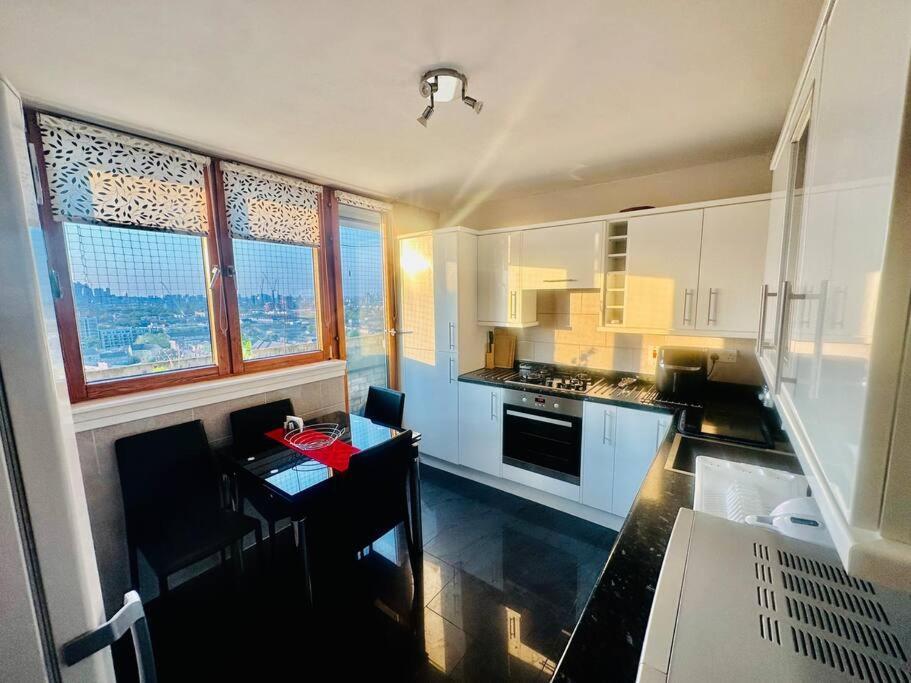 3 Bed Sky Apartment Se15 Peckham Londres Exterior foto