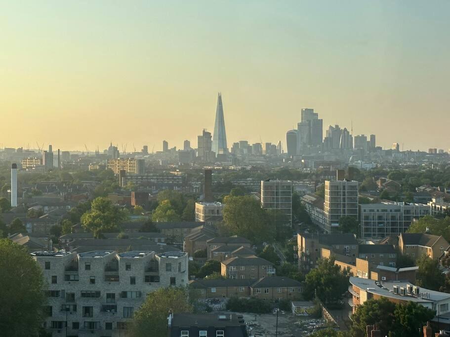3 Bed Sky Apartment Se15 Peckham Londres Exterior foto